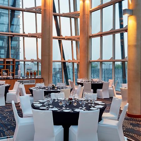 Intercontinental Doha The City By Ihg Esterno foto The 360° Restaurant