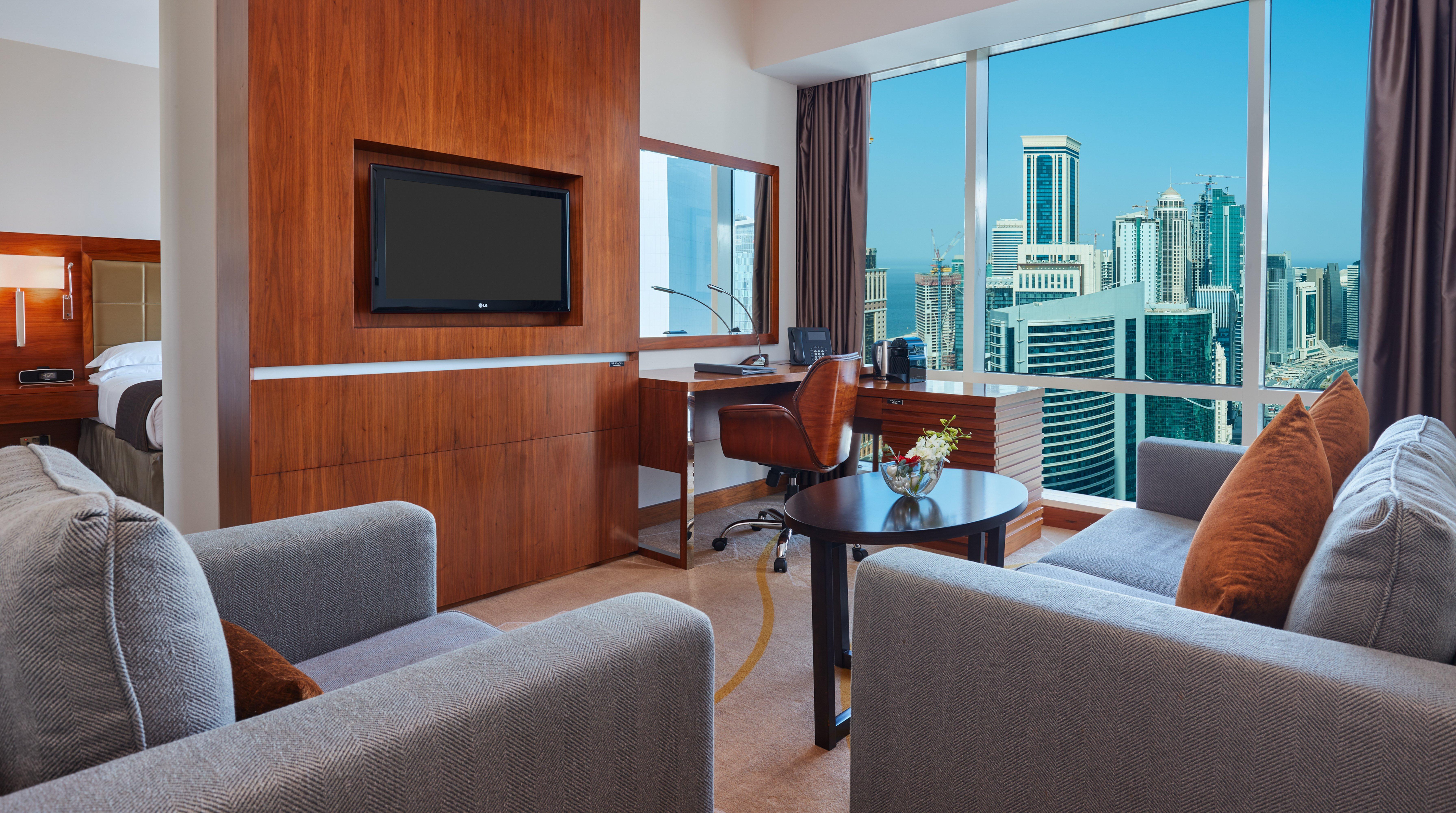 Intercontinental Doha The City By Ihg Esterno foto A suite at the hotel