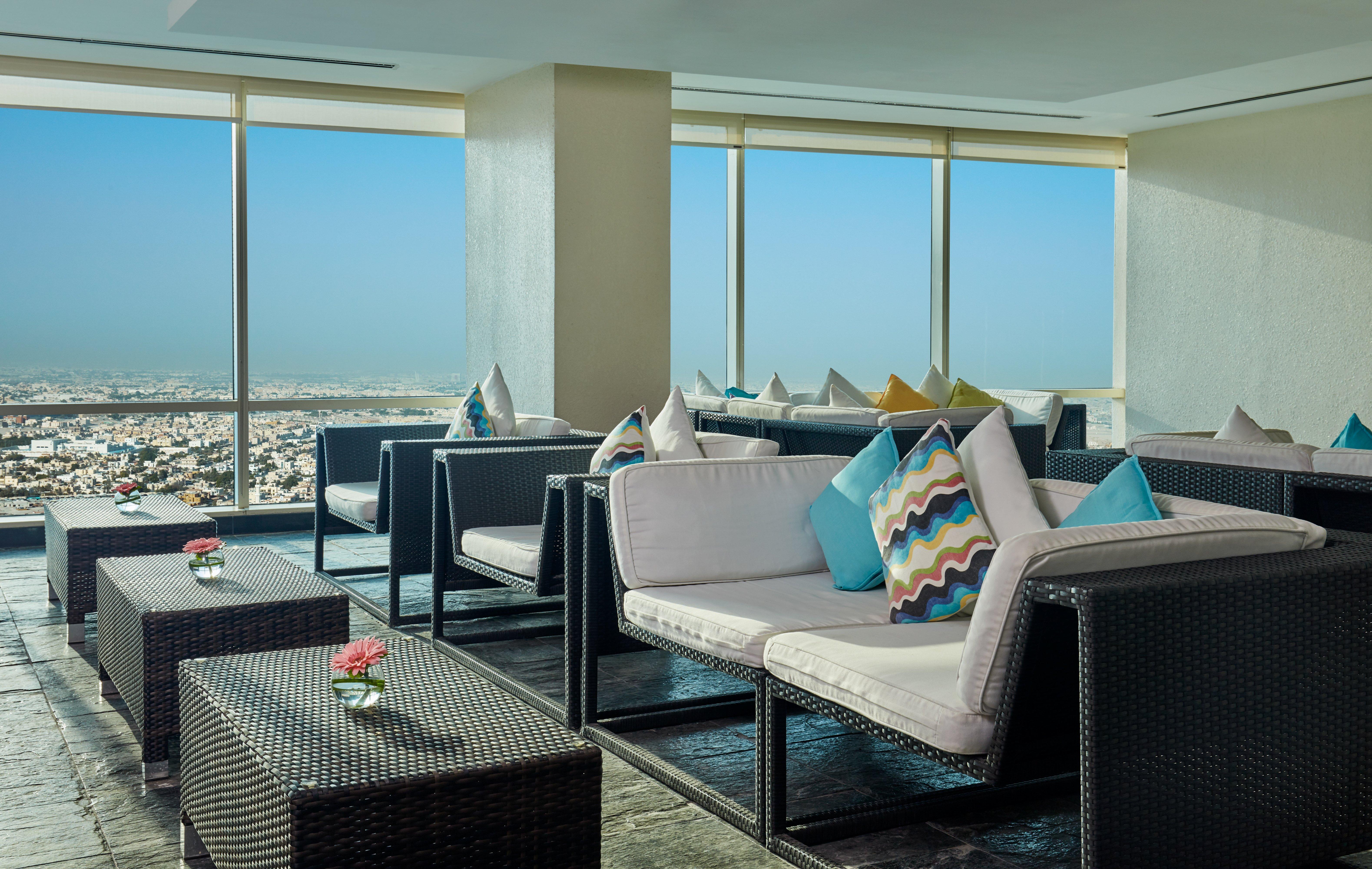 Intercontinental Doha The City By Ihg Esterno foto Sky Lounge