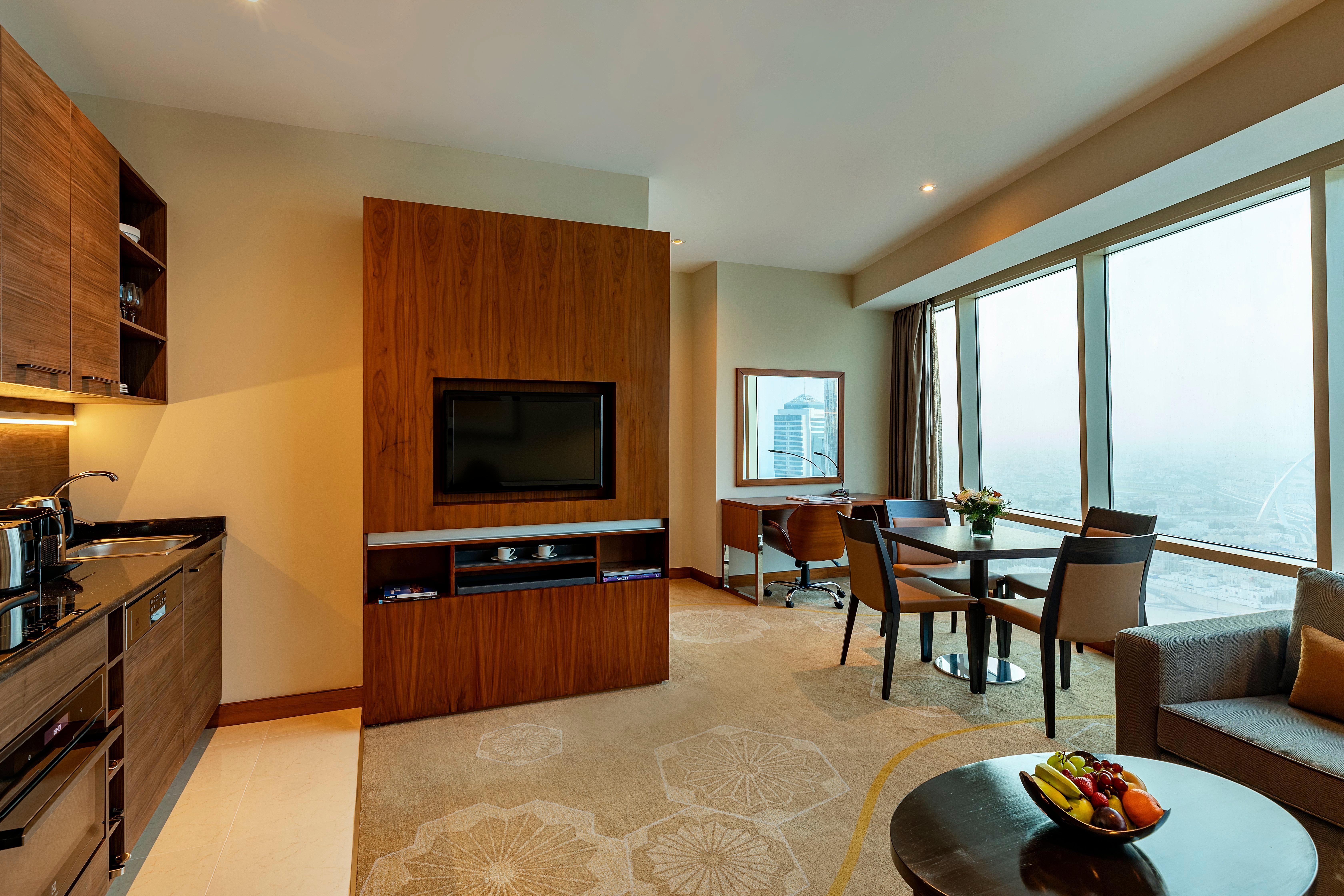 Intercontinental Doha The City By Ihg Esterno foto A suite at the Ritz-Carlton, Dubai