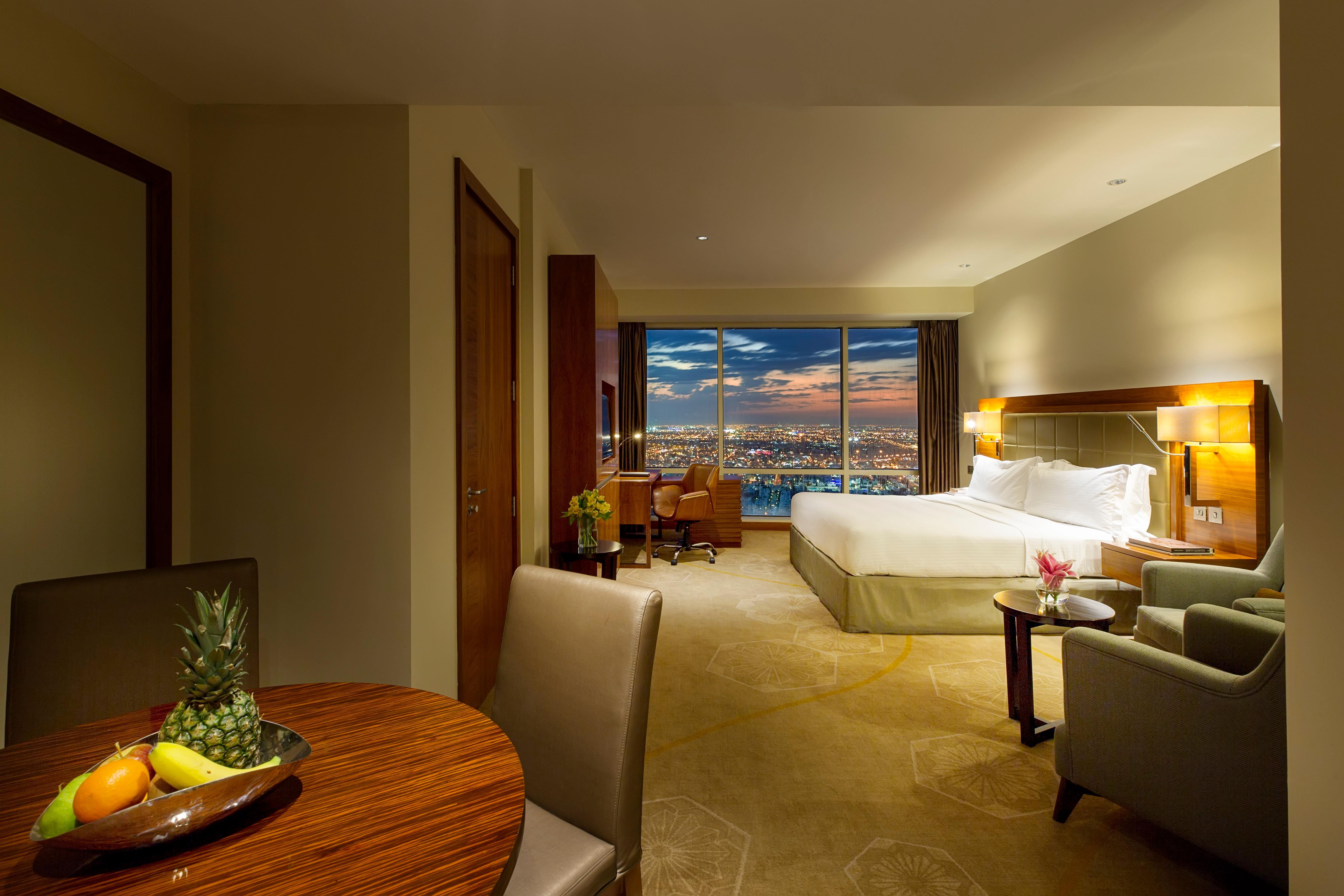 Intercontinental Doha The City By Ihg Esterno foto A room at the hotel