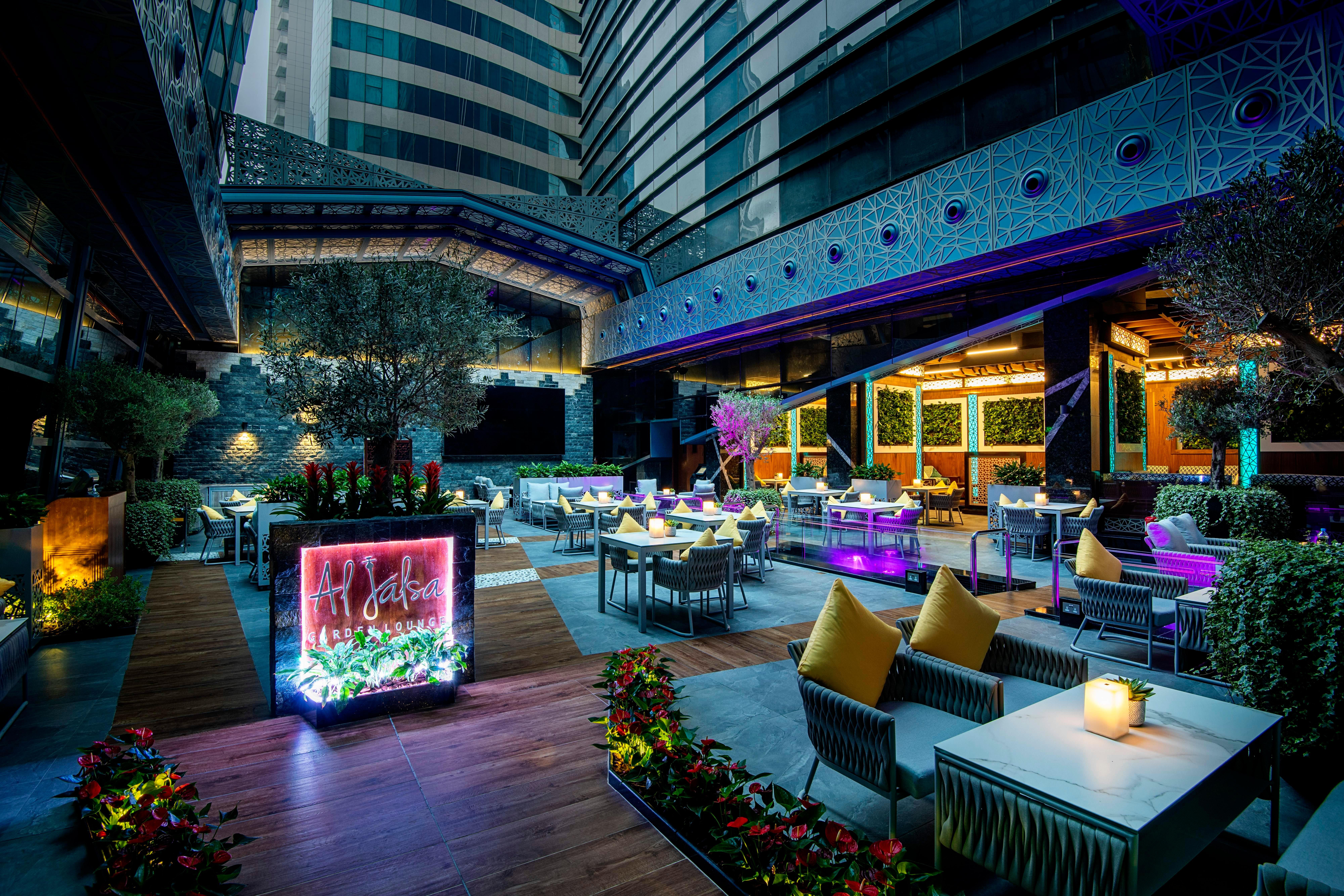 Intercontinental Doha The City By Ihg Esterno foto The Garden Grove